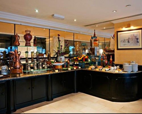 Arabian Courtyard 4* — отель в историческом центре Дубая