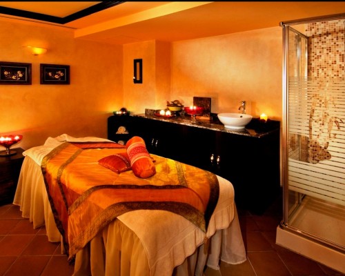 Arabian Courtyard 4* — отель в историческом центре Дубая