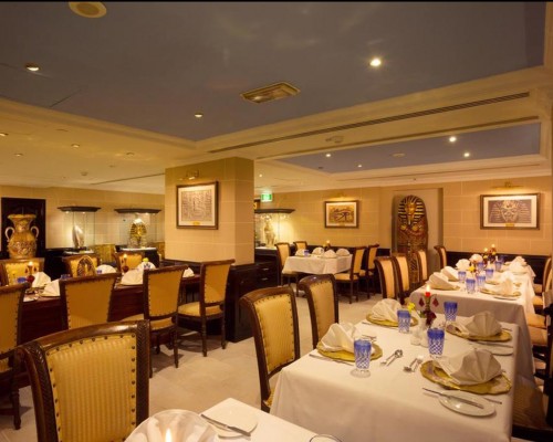 Arabian Courtyard 4* — отель в историческом центре Дубая