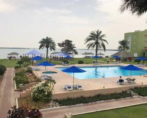 Dhow Palace 5*