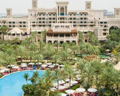 Dhow Palace 5*