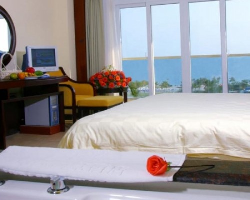 Linda Seaview 4* — отель на Хайнане с бассейном и завтраком