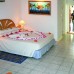 Holiday Island Resort 4* на Ари Атолле: честный обзор