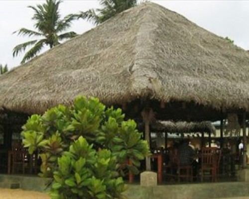 Отель Browns Beach 3* в Негомбо, Шри-Ланка