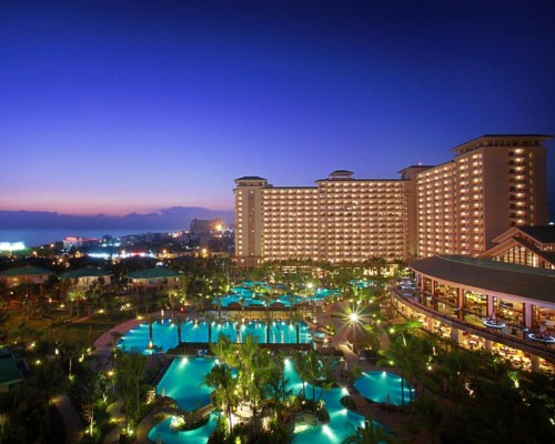 Howard Johnson Resort Sanya Bay 5* — Хайнань, Китай