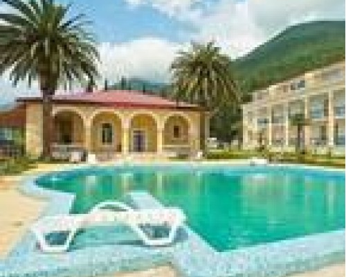 Пансионат Лазурный Берег 3* в Гагре