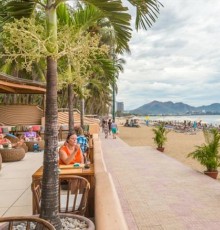 Thang Long Nha Trang Hotel 3*