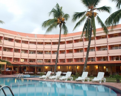 Paradise Beach 3* — Негомбо, Шри-Ланка