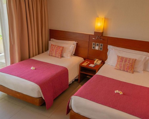 Centara Ras Fushi Resort & Spa Maldives 4* — Северный Мале, Мальдивы