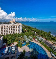 Crowne Plaza Resort Sanya Bay 5*