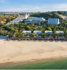 The Cliff Resort & Residences 4*