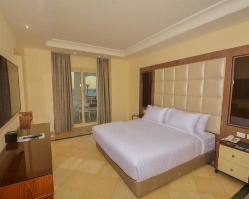 Pickalbatros Royal Grand Sharm — отель на первой линии в Шарм-эль-Шейхе