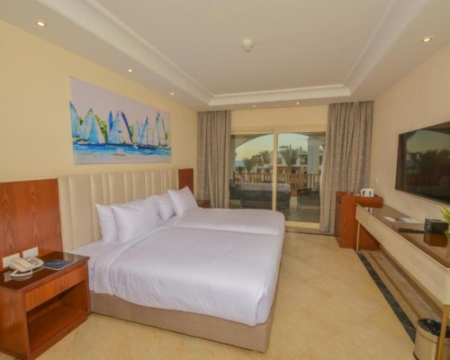 Pickalbatros Royal Grand Sharm — отель на первой линии в Шарм-эль-Шейхе