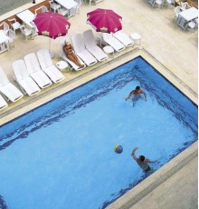 Hollywood Hotel 3*