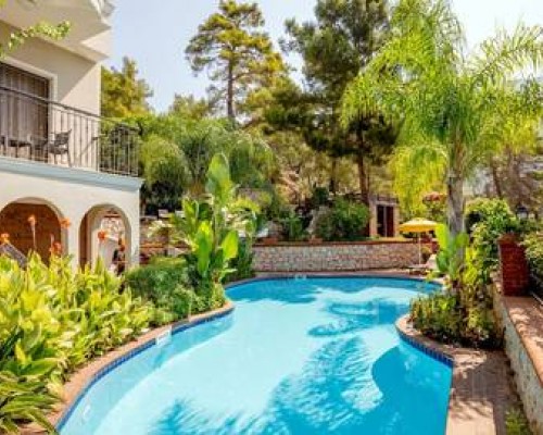 Angel Hotel 2* в Анталье: 300 м до песчаного пляжа