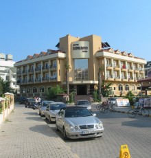 Armada Park Hotel (ex.Sunland Park Hotel) 3*
