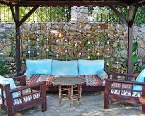 Villa Rhapsody Pension в Фетхие: семейный пансион с садом
