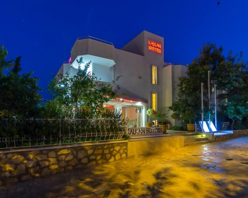 Samira Garden Suites в Калкане: апартаменты с кухней и бассейном