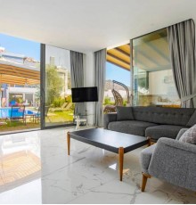 Nur Suites & Hotels