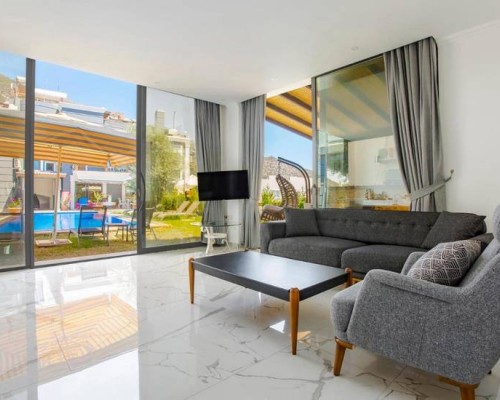 Nur Suites & Hotels в Калкане — апартаменты с бассейном