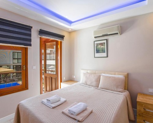 Nur Suites & Hotels в Калкане — апартаменты с бассейном