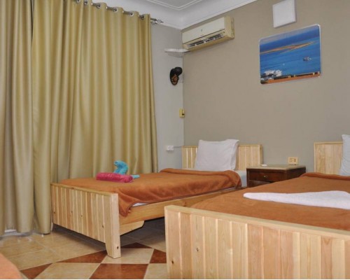 Dahab Plaza 3* — отель на первой линии в Дахабе