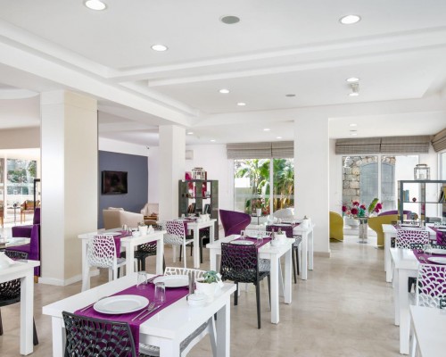 Отель Ege Tulip Cesme в Чешме