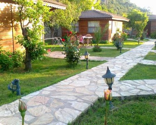 Отель Hidden Garden в Калкане: что важно знать до бронирования