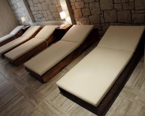 Kondo Suites в Чешме: апарт-отель с кухней и бассейном