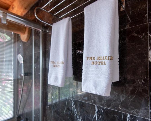 Elixir Hotel в Калкане — уютный отель без звёзд