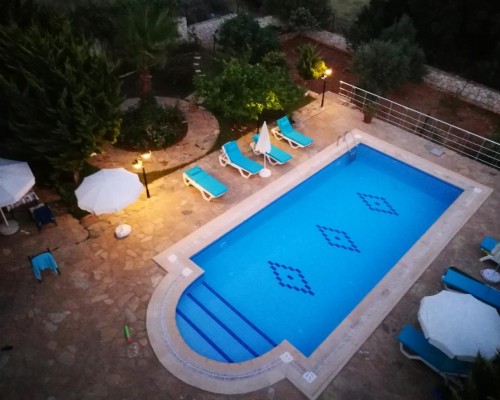 Villa Kalkan в Калкане: апартаменты с бассейном и кухней