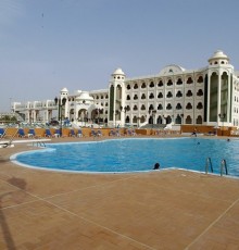 Cassells Ghantoot Hotel & Resort 4*