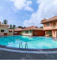 Paradise Holiday Village 3*