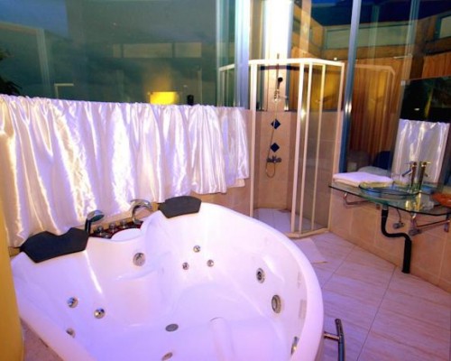 Beach Hotel Cormaran 3* — Унаватуна, Шри-Ланка