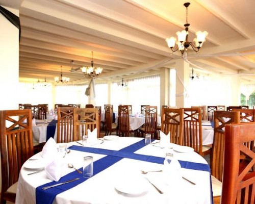 Beach Hotel Cormaran 3* — Унаватуна, Шри-Ланка