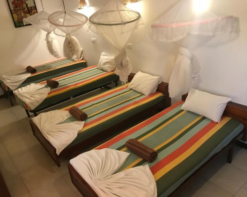 Star Holiday Resort 2* — Хиккадува, Шри-Ланка