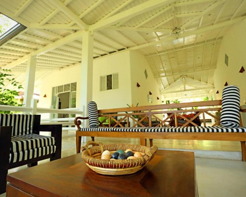 Beach Grove Villas 4* — Унаватуна, Шри-Ланка