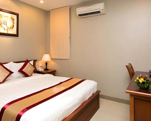 White Lion Hotel 2* в Нячанге: что важно знать перед бронированием