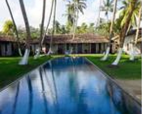 Apa Villa Thalpe 5* — пляжный отель в Унаватуне