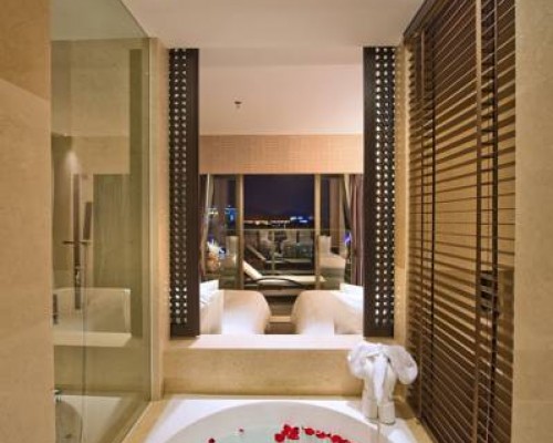 Le Parker Hotel Sanya 5* — Хайнань, Санья