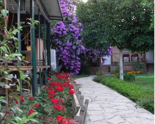 Chocolate Lodge Pension, Чирали (Кемер): взгляд турагента