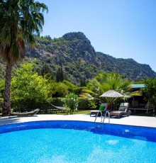 Portalimo Lodge Hotel 