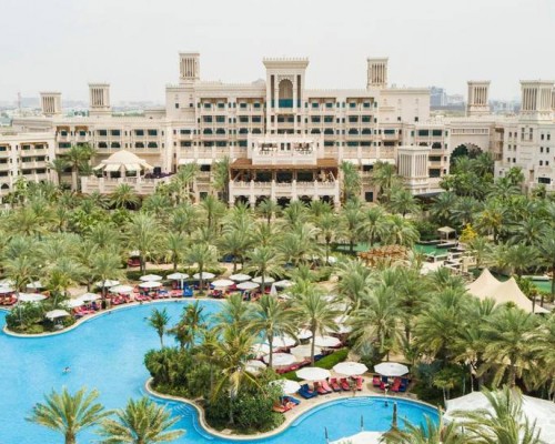 Jumeirah Al Qasr 5* — отель в Дубае на первой линии