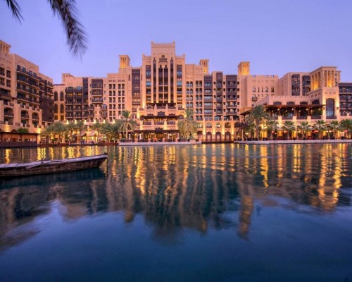 Jumeirah Al Qasr 5* — отель в Дубае на первой линии