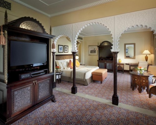 Jumeirah Al Qasr 5* — отель в Дубае на первой линии