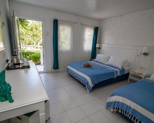 Blue & White Hotel, Чирали (Кемер): подбор тура под ваш отдых
