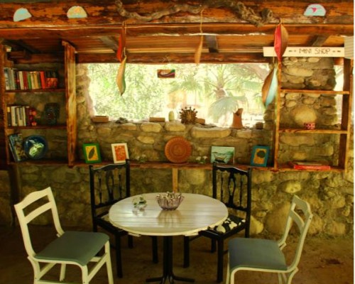 Dionysos Lodge — тихий отель в Чирали для пляжного отдыха