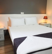 Canada Hotel