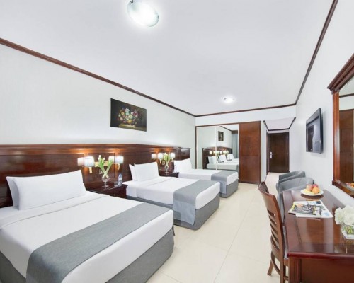 Admiral Plaza 3*