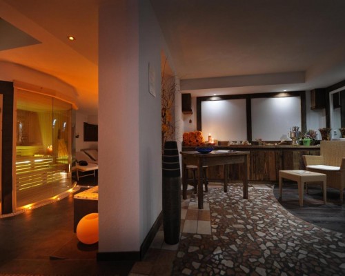 Hotel Bella Di Bosco 3* — Мале, Мальдивы